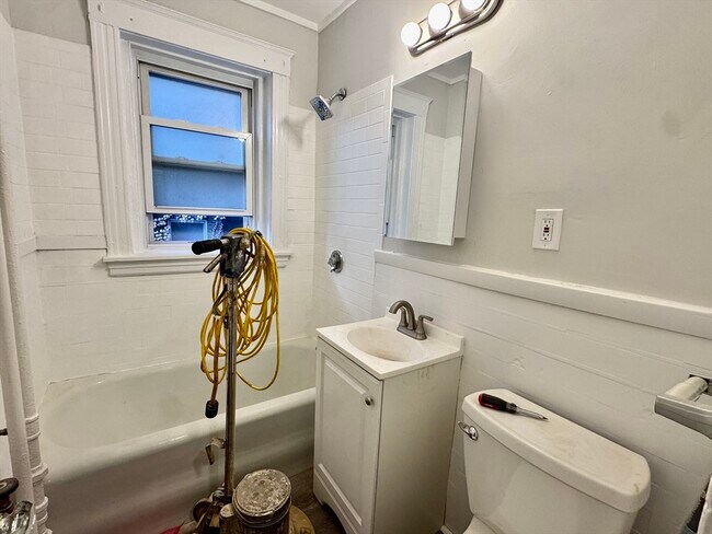 Photo - 1615 Commonwealth Ave Unit 3