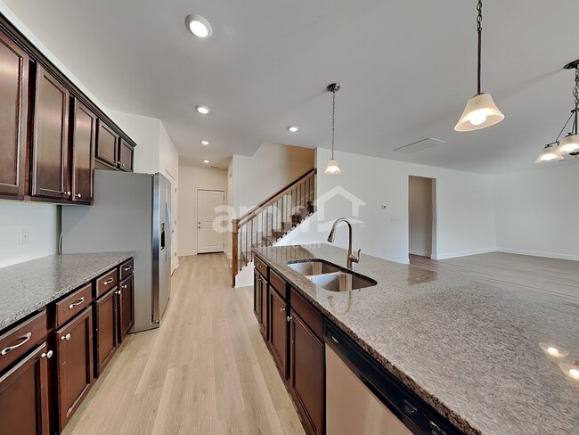 Photo - 5702 Lakemont Dr