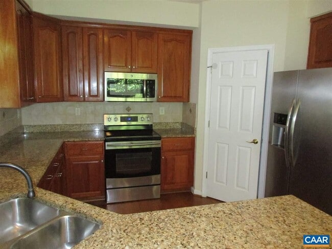 Photo - 3419 Turnberry Cir