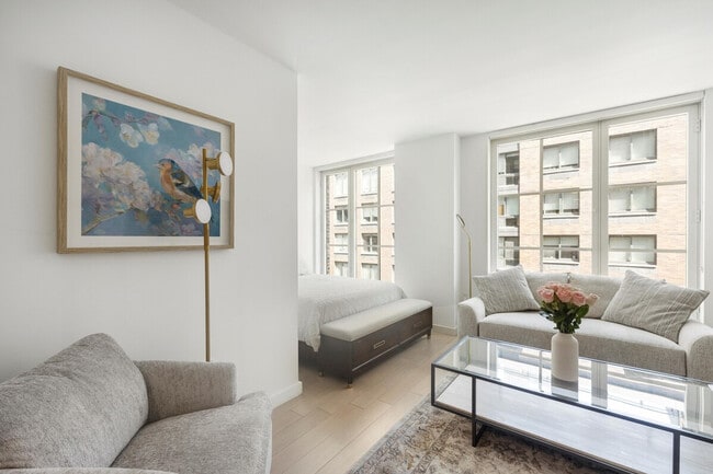 Building Photo - 500 W 50th St Unit ID1461702P