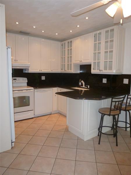 Photo - 2710 Thomas St