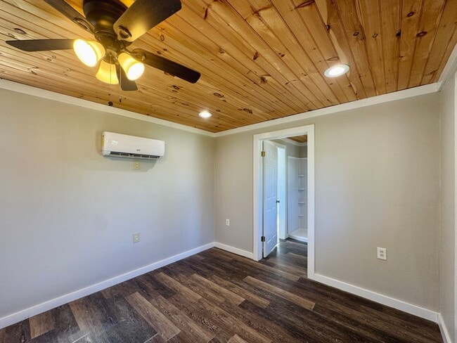 Photo - Studio in West Batesville Unit 509 Ferrell