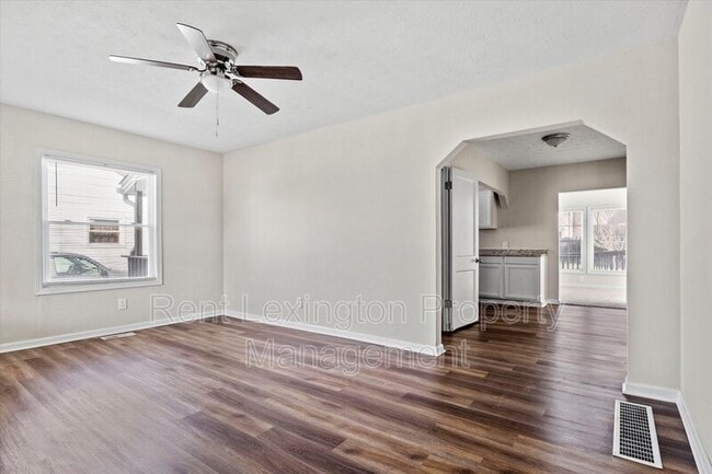 Photo - 1015 Liberty Rd