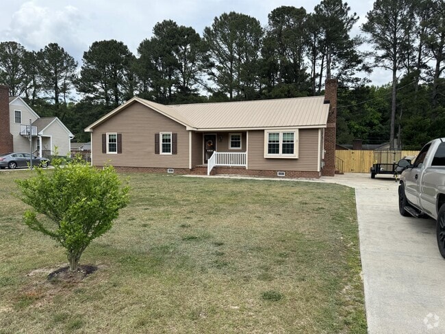 Building Photo - 4810 Lakeview Rd Rental