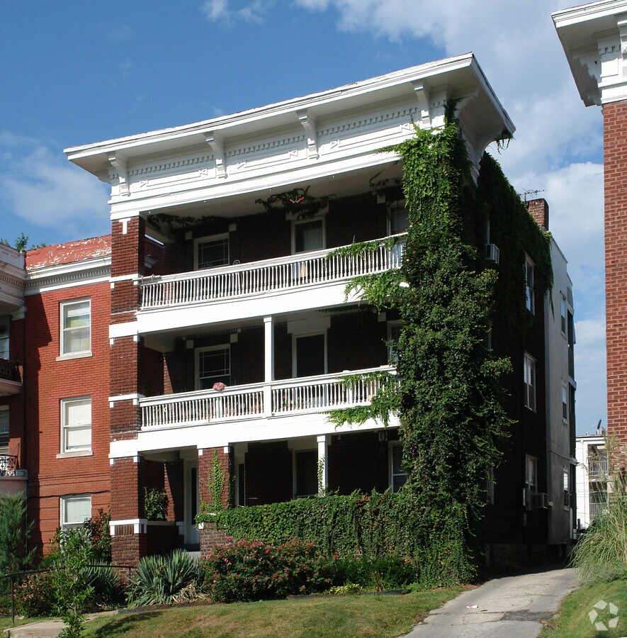 Photo - 4124 Warwick Blvd