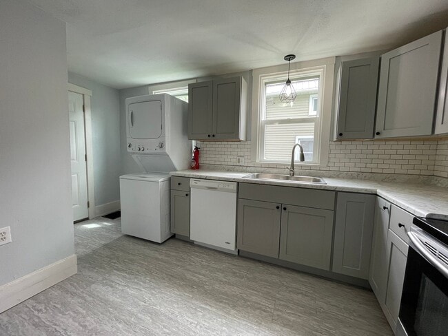 Photo - 1024 Pearl St