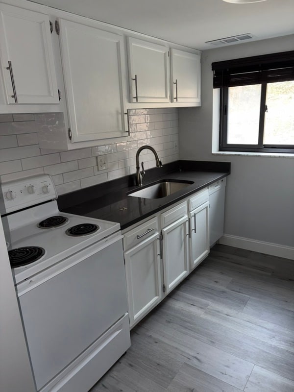 Photo - 3457 Evergreen Rd Unit APT 306