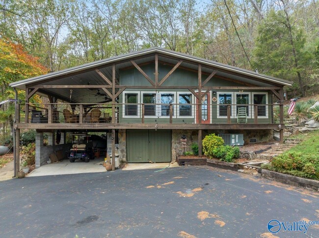 Photo - 527 Honeycomb Valley Rd House