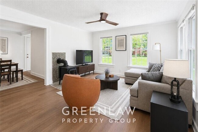 Photo - 1177 Morley Ave SE