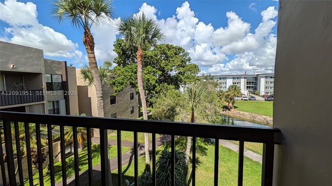 Photo - 10865 SW 112th St Unit 312