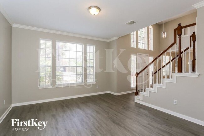Photo - 5711 Parryville Dr