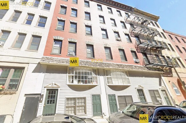 Building Photo - 13 Charter St Rental