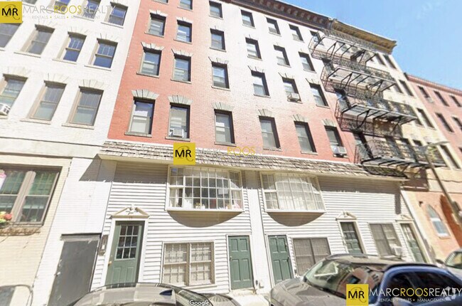 Building Photo - 13 Charter St Rental