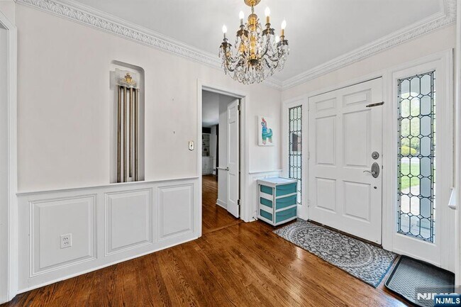 328 W Ridgewood Ave