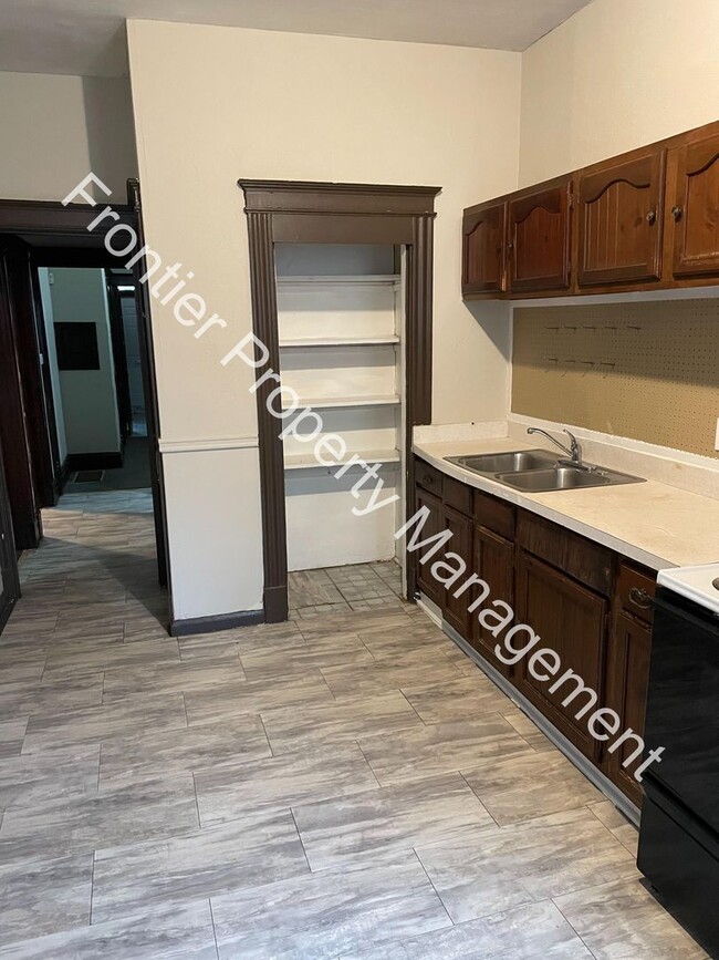 Building Photo - 3922 Minnesota Ave Unit 3922 Minnesota 1F