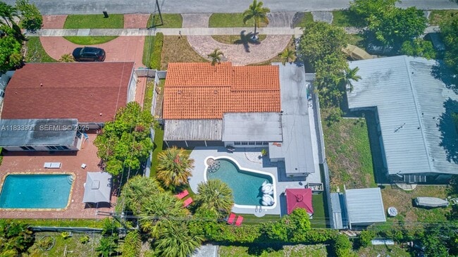 Photo - 2545 NE 214th St