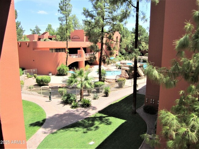 Building Photo - 4303 E Cactus Rd Unit 310