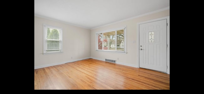 Photo - 4252 Mandalay Ave