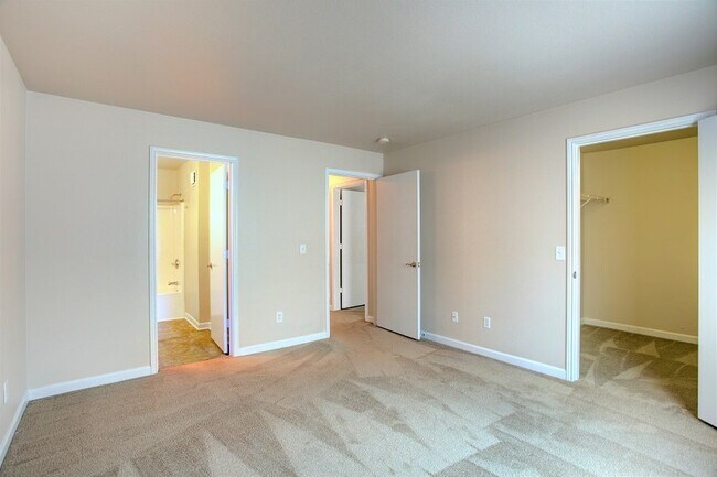 Ridgetop Apartments