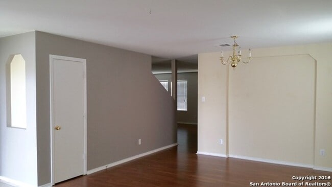 Photo - 3 Bedroom/2.5 Bath Bluffs of Lookout Canyon Subdivision
