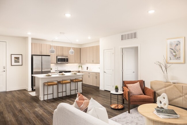 Building Photo - Contour