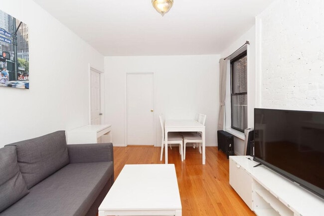 Photo - 315-317-317 E 95th St Unit ID1032046P