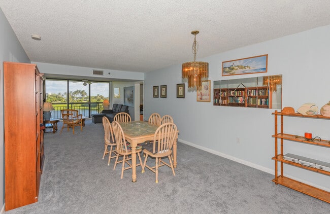 Photo - 601 S Seas Dr Unit 303