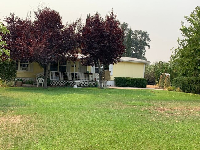 Building Photo - bowman18775 Unit 18775 Bowman Road, house B