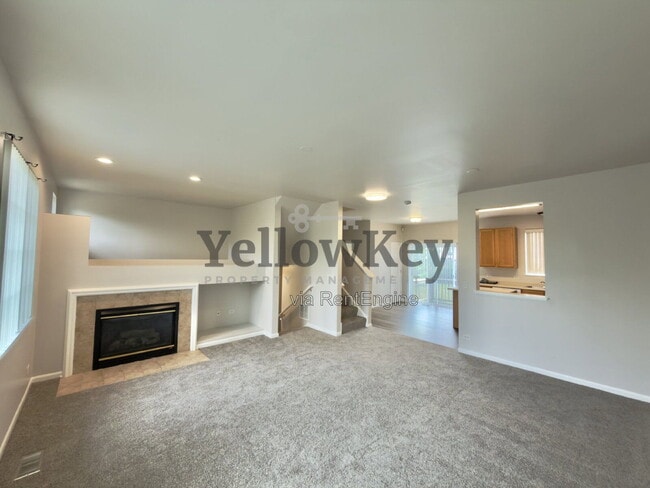 1755 Fredericksburg Ln