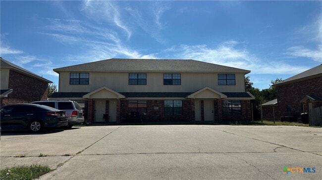 Photo - 1010 Lansberry Ct Unidad D
