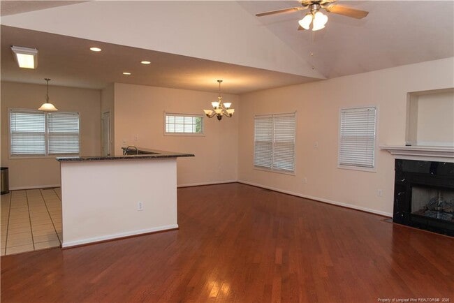Photo - 36 Wateredge Ln