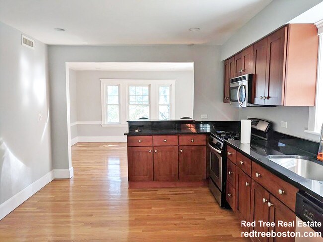 Photo - 25 Crosby Rd Unit 1