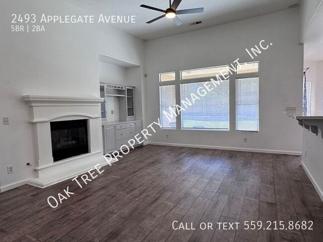 Photo - 2493 Applegate Ave