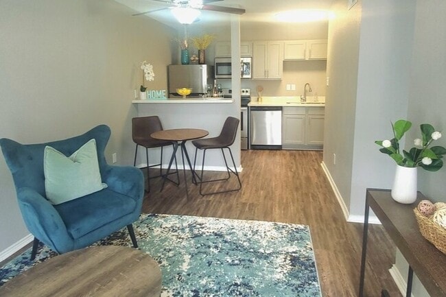 Premium Donavan - Residence at The Heights