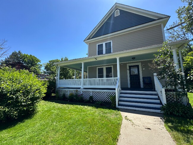 Photo - 31 Church St Unidad D