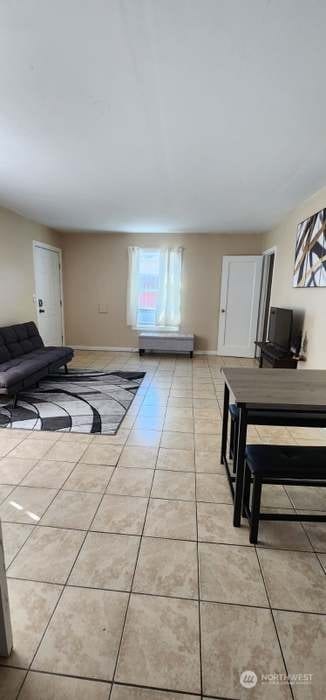 Photo - 1007.5 W Cascade Ave