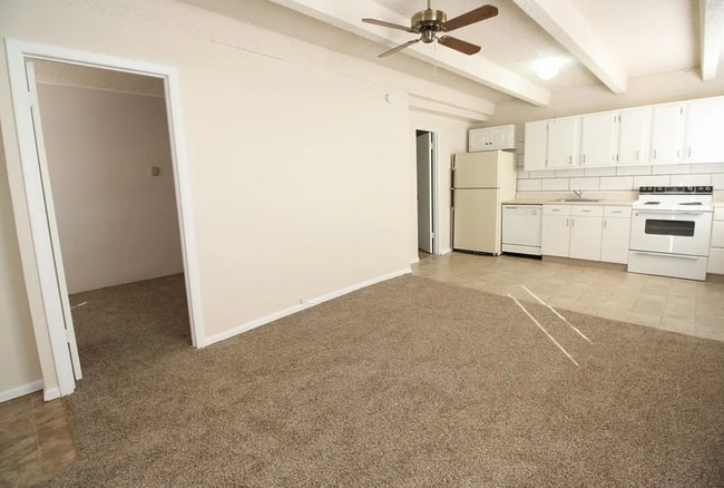 Photo - 7310 W 10th Ave Unidad 05