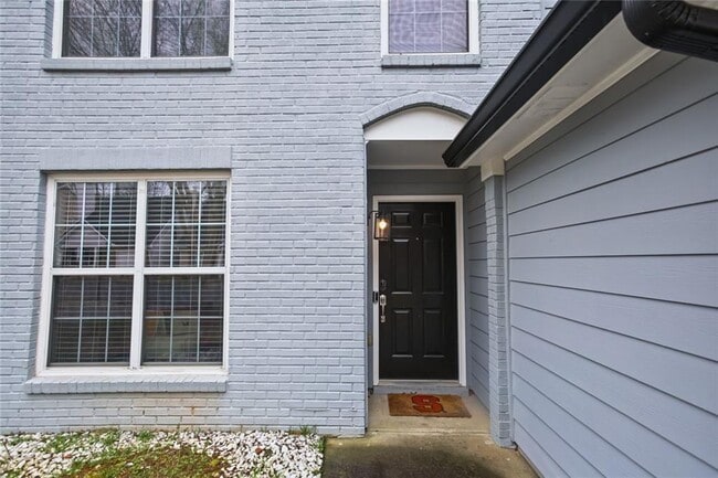 Photo - 1464 Gates Cir SE