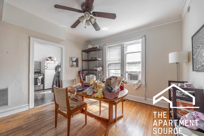 Photo - 3720 N Hoyne Ave Unit 2