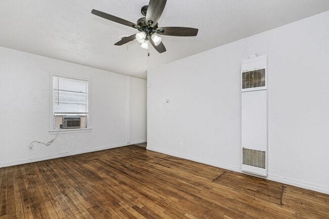 Photo - 1402 Dunaway St Unit 1402 Dunaway St #A