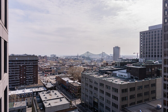 Photo - 1635 Rue St-Hubert Unit SI ID1261782P