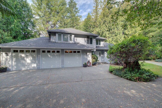Building Photo - 4Bd/2.5Ba Sammamish Home
