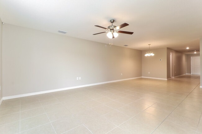 Photo - 6953 Redbay Dr