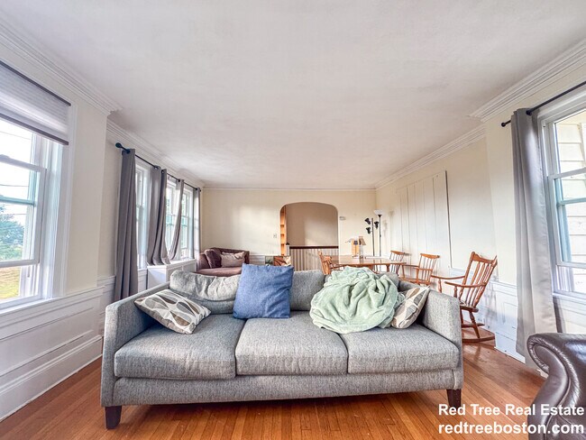 28 Manet Rd Unit 2
