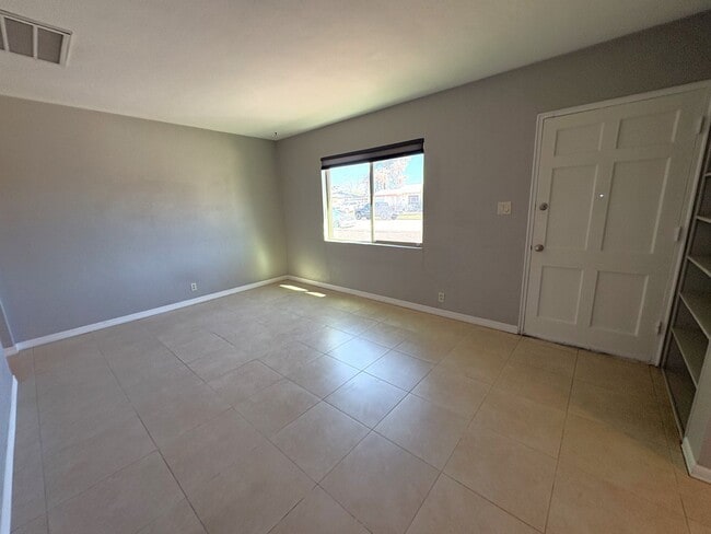 Photo - Central Tucson, close to University of Arizona and more!!!