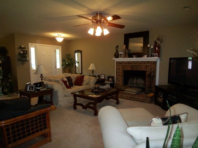 Photo - 6010 Kenmore Ln