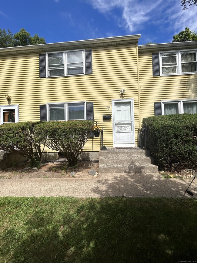 Building Photo - 227 New Britain Ave Unit APT B