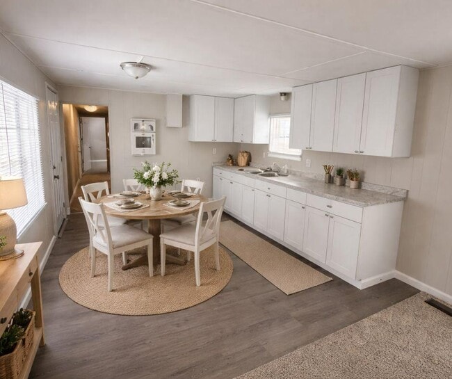 Photo - 239 Rose Wood Alley