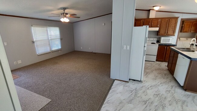 Photo - Maryville 37803 - 3 bedroom, 2 bath home. -  Contact Troy Adams (865) 233-6949