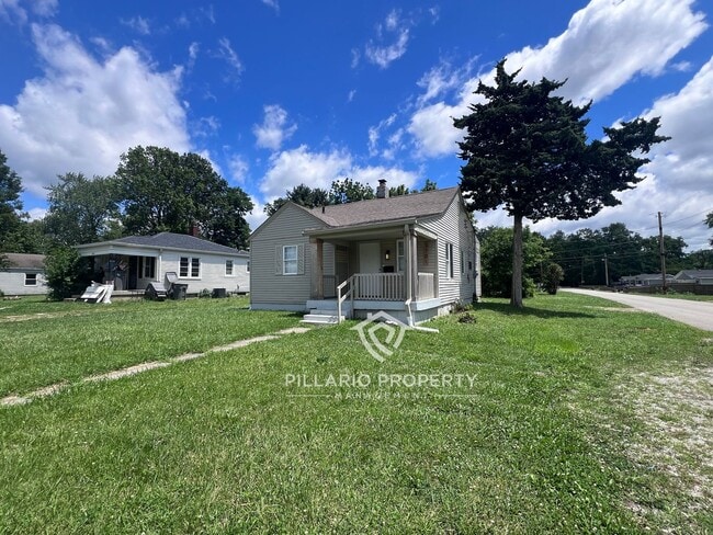 Photo - 3701 N Leland Ave